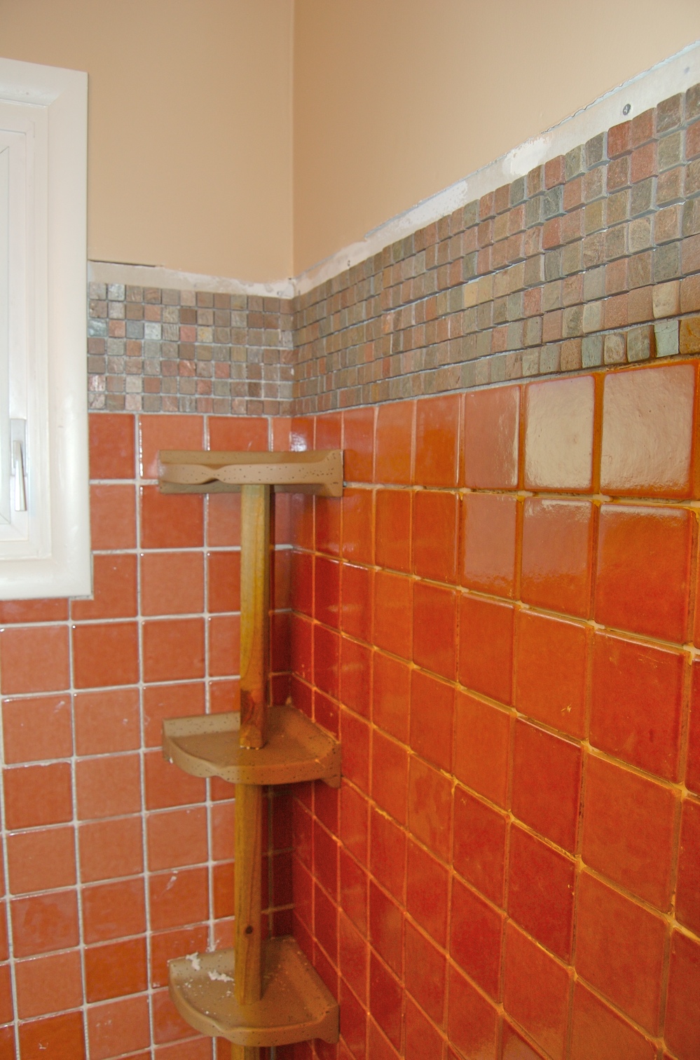 Bathroom: Tile