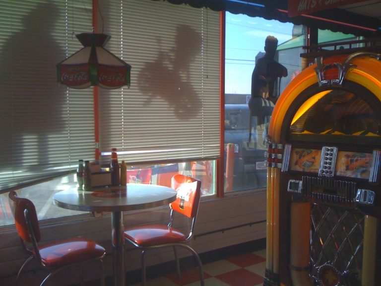 Joe&#8217;s Shelby Street Diner