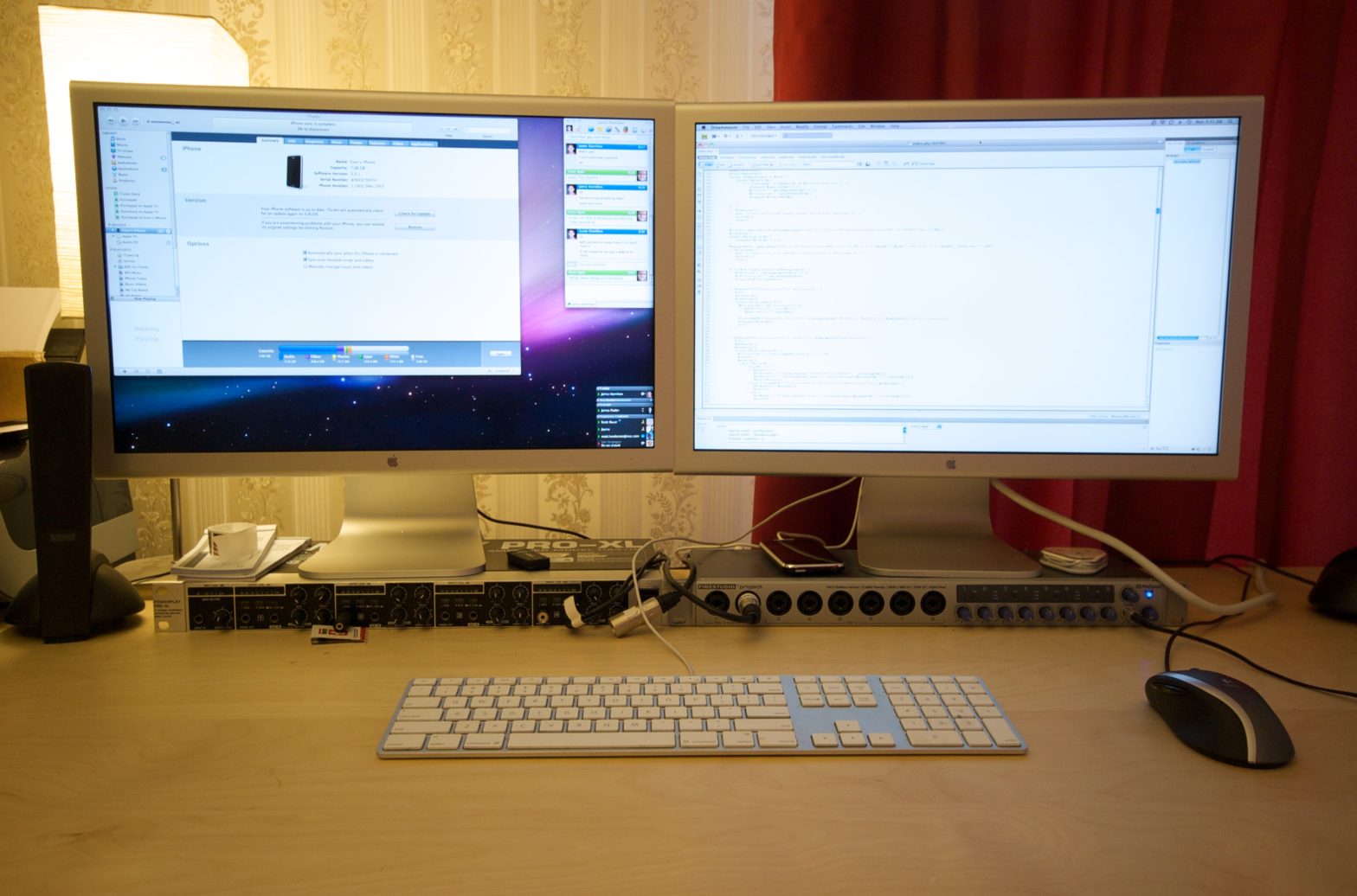 23″ Cinema HD Displays are in!