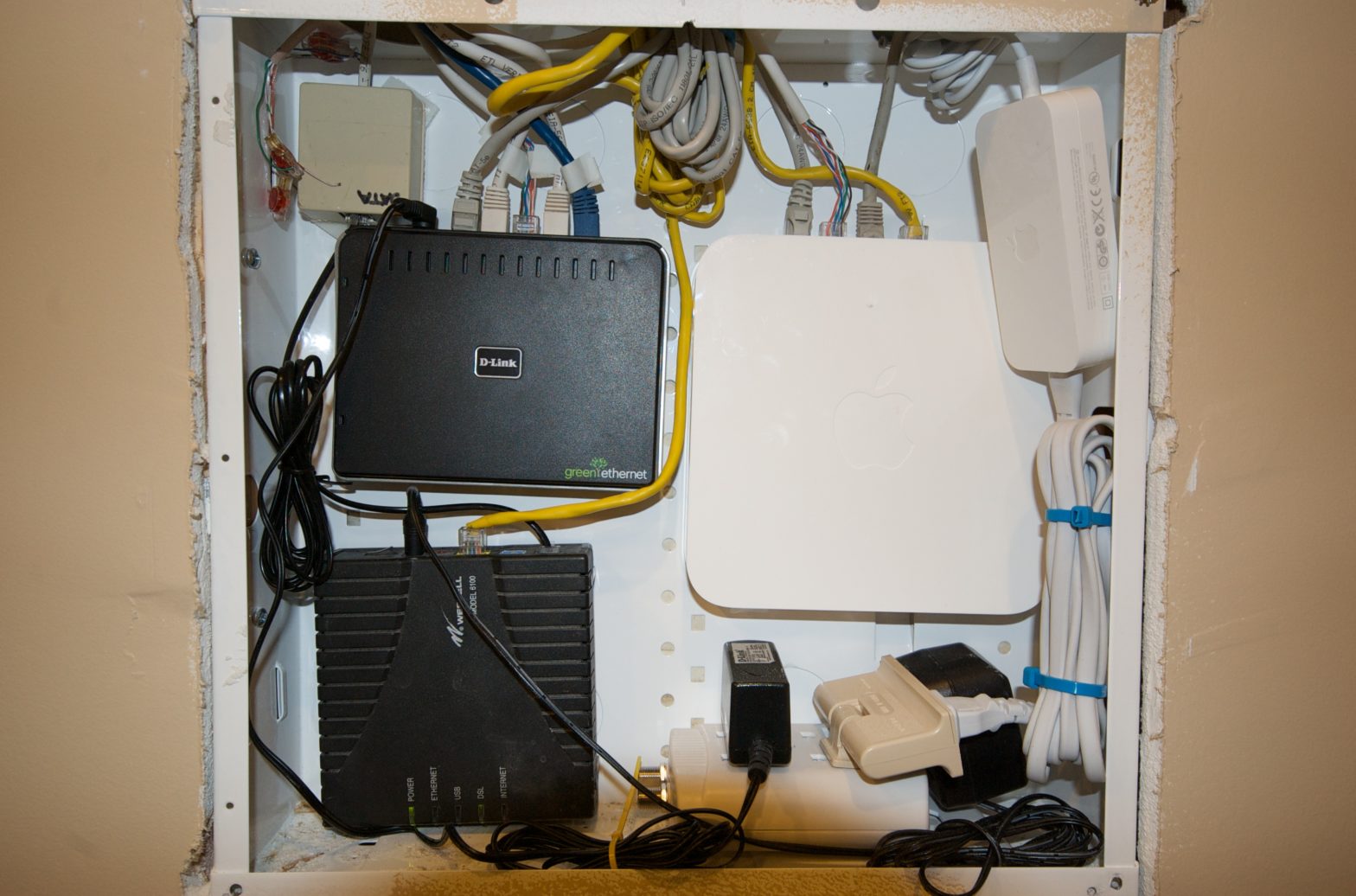 In-wall networking panel
