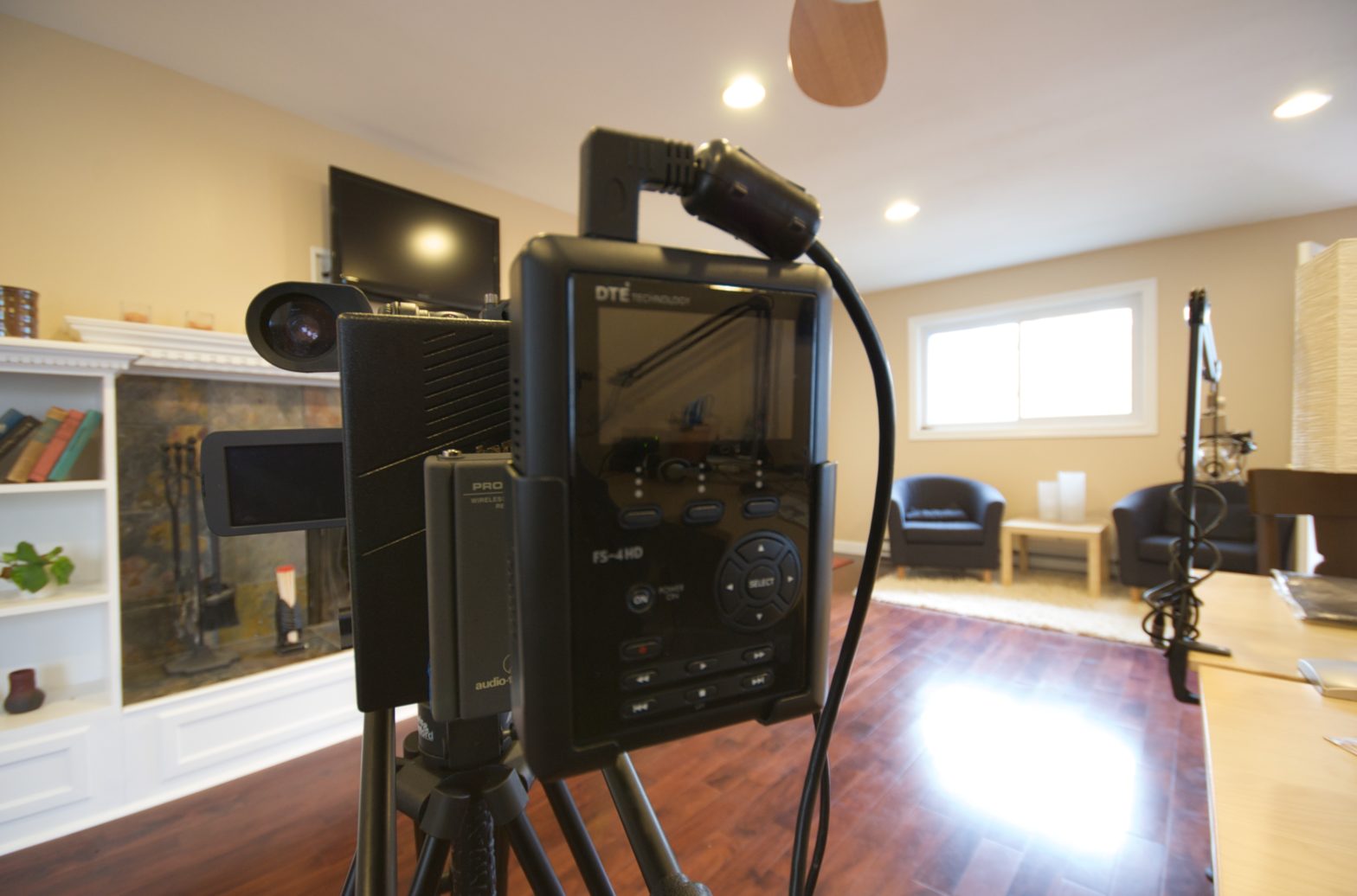 JVC GY-HD110U video camera