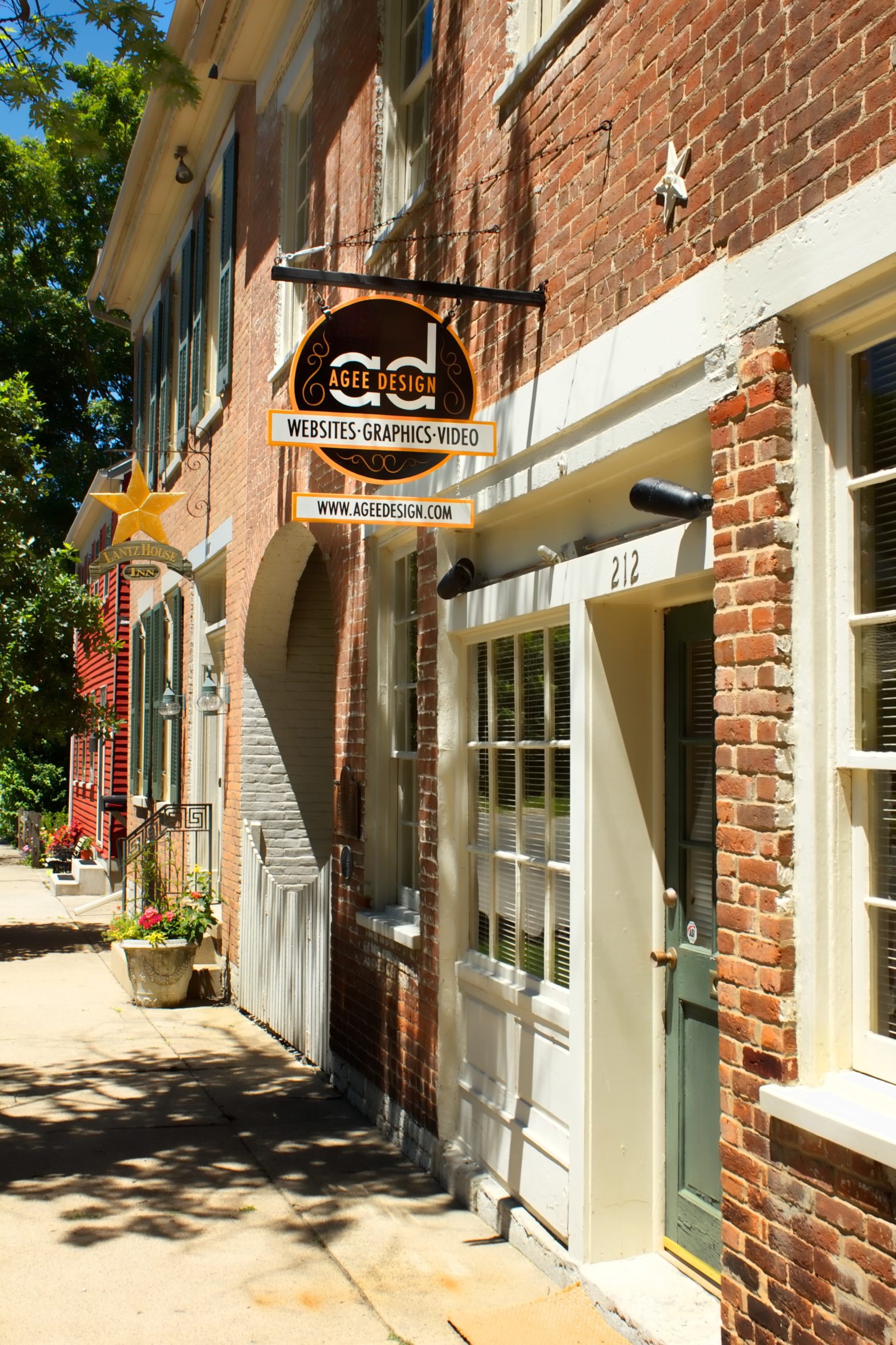 Agee Design Sign